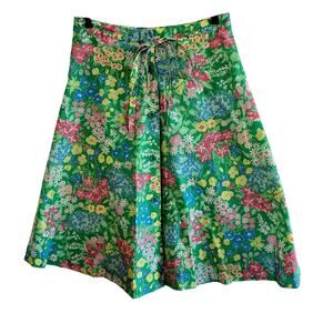 Vintage floral skirt with button front and tie waist detail cottagecore pastel